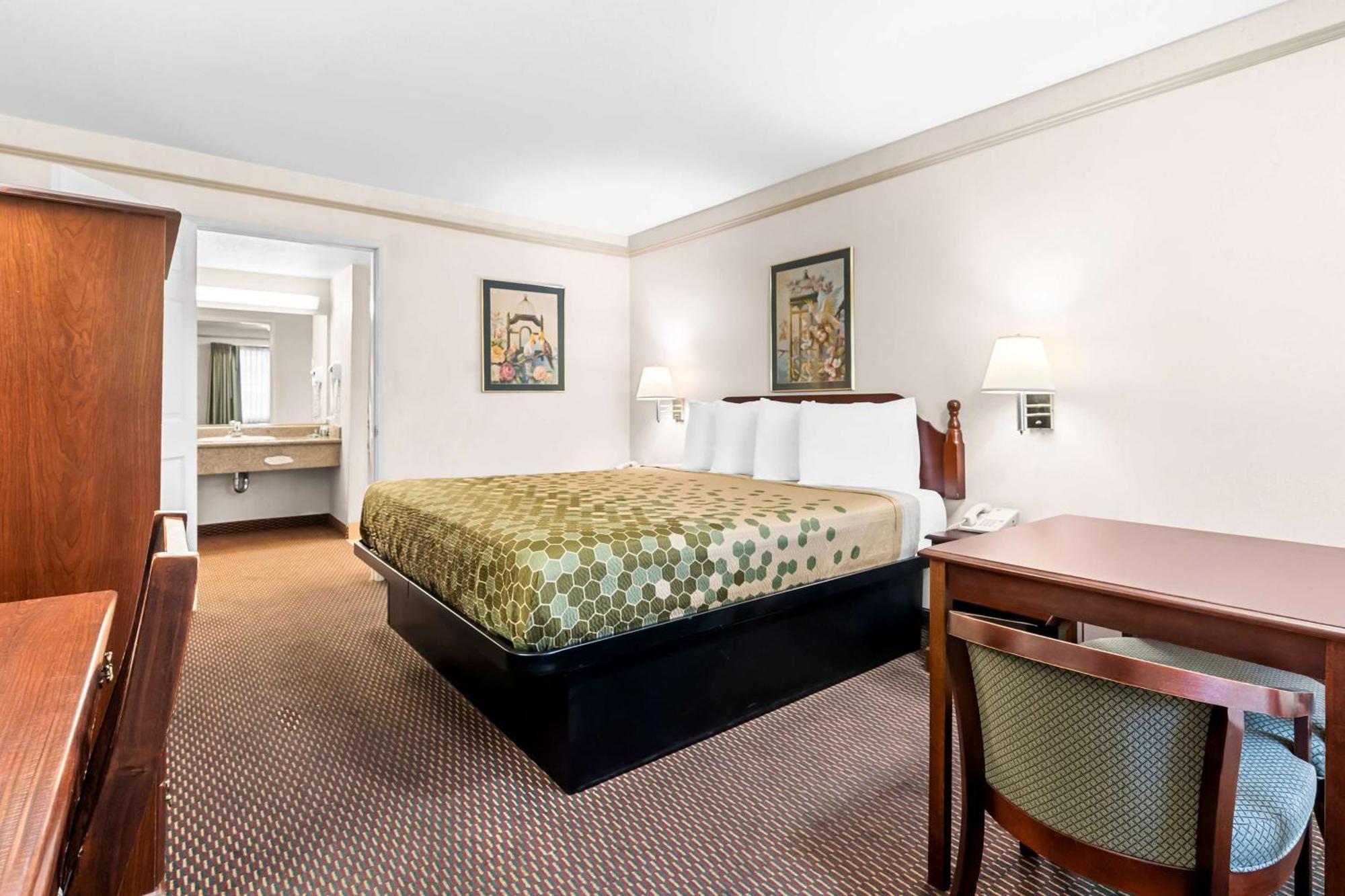 Surestay Hotel By Best Western Кастро-Валлі Екстер'єр фото